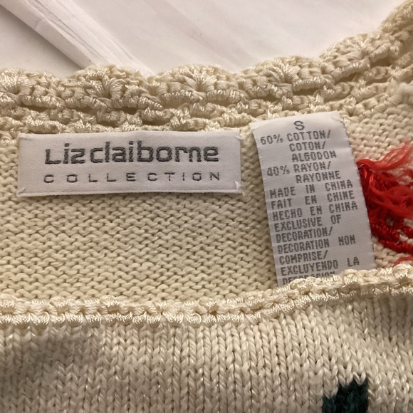 Liz Claiborne Embroidered Short Sleeve Sweater women’s size small - Picture 7 of 10